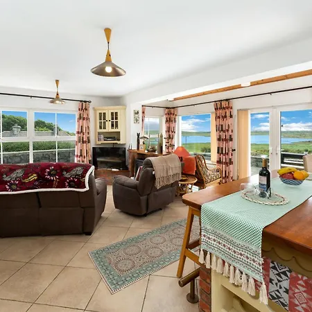 207 - Holiday home *