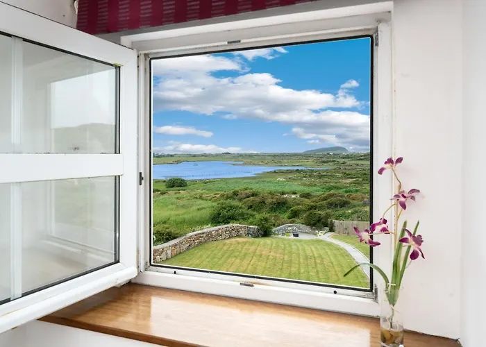 207 - * Ballyconneely